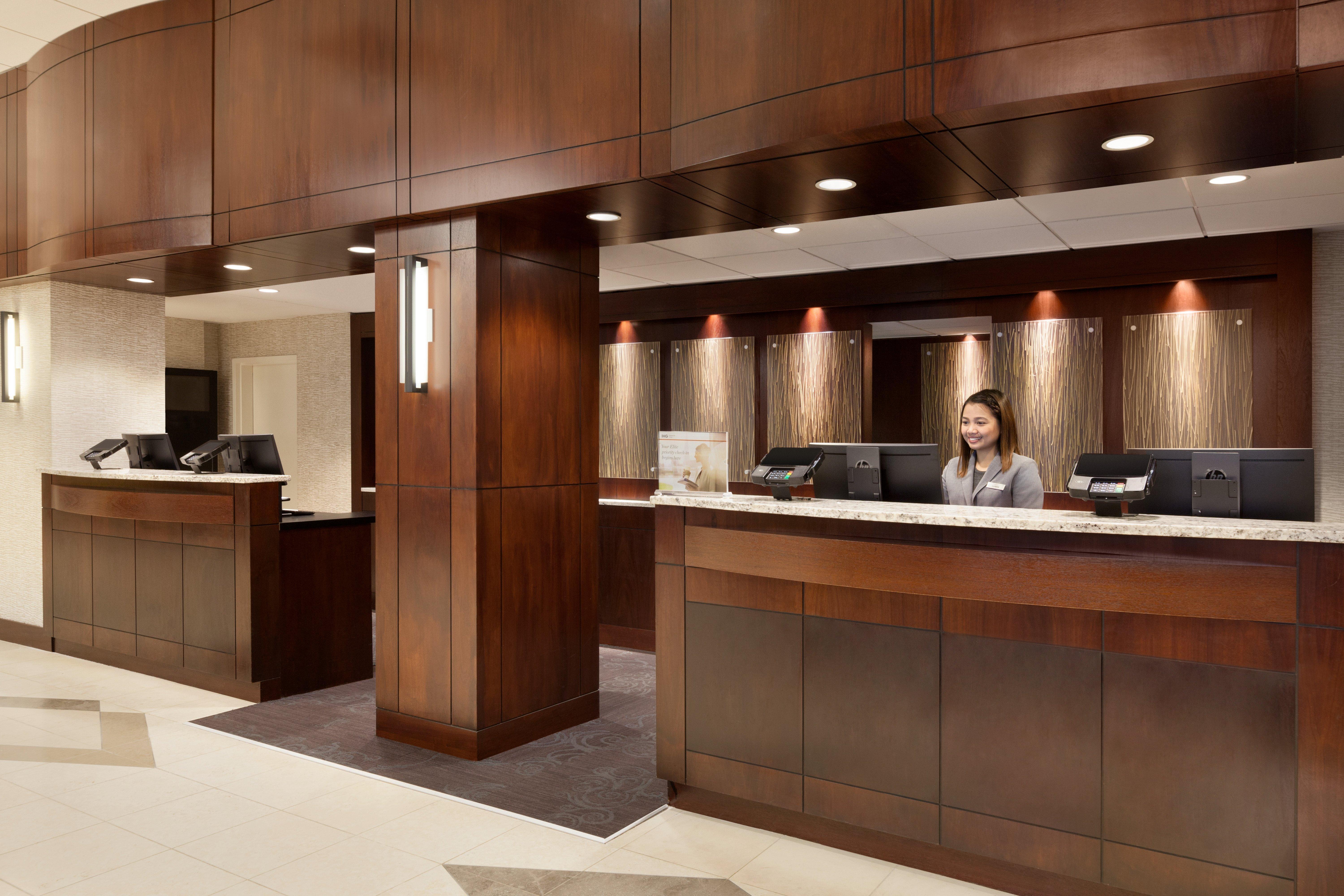 Hotel Crowne Plaza Crystal City-washington, D.c. By Ihg Arlington