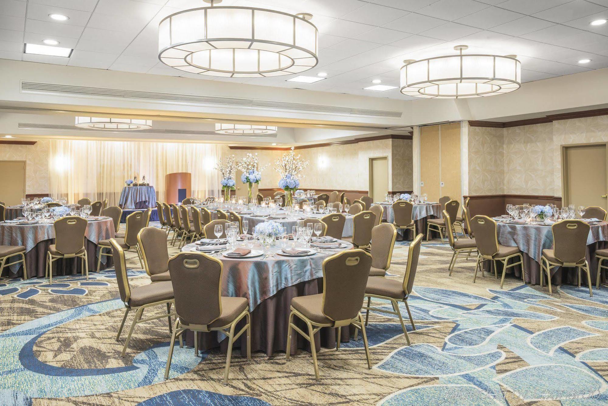 Hotel Crowne Plaza Crystal City-washington, D.c. By Ihg 4*