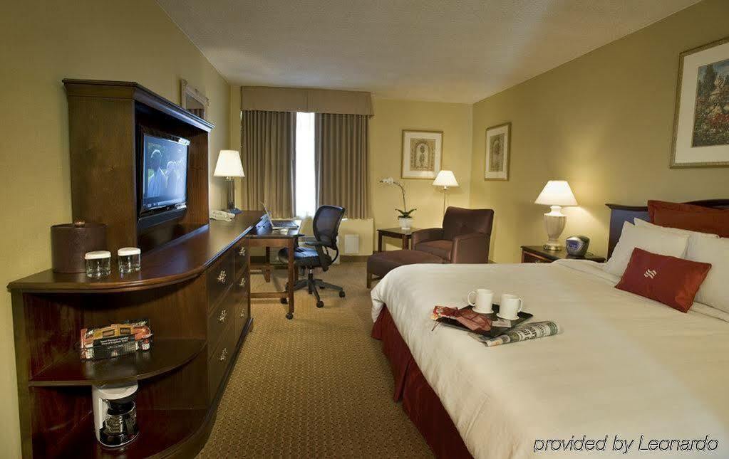 Crowne Plaza Crystal City-washington, D.c. By Ihg Hotel