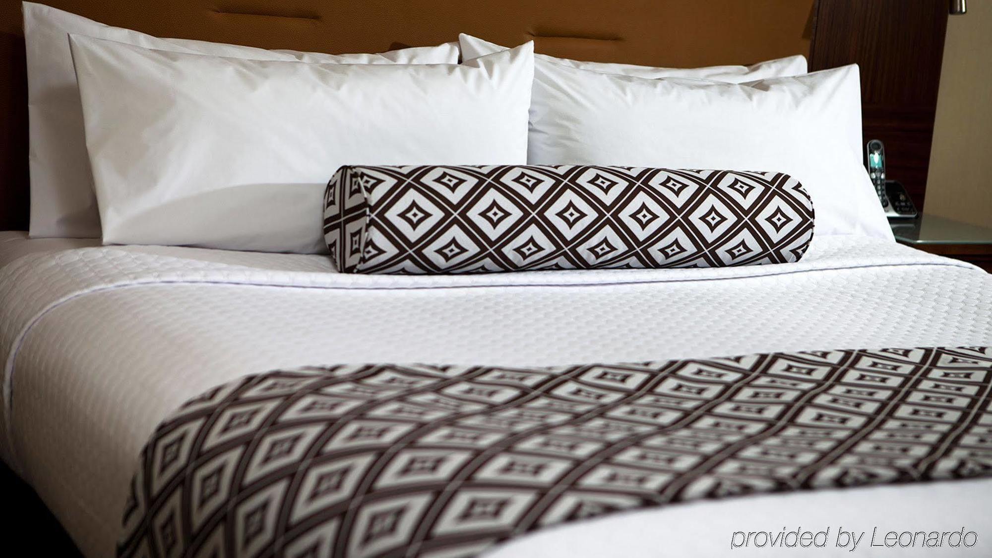 Crowne Plaza Crystal City-washington, D.c. By Ihg Arlington